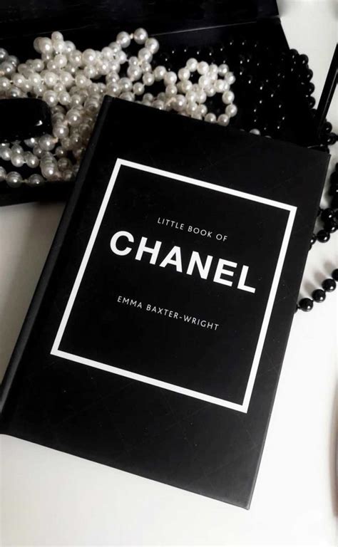 coco chanel knjiga|THE LITTLE BOOK OF CHANEL .